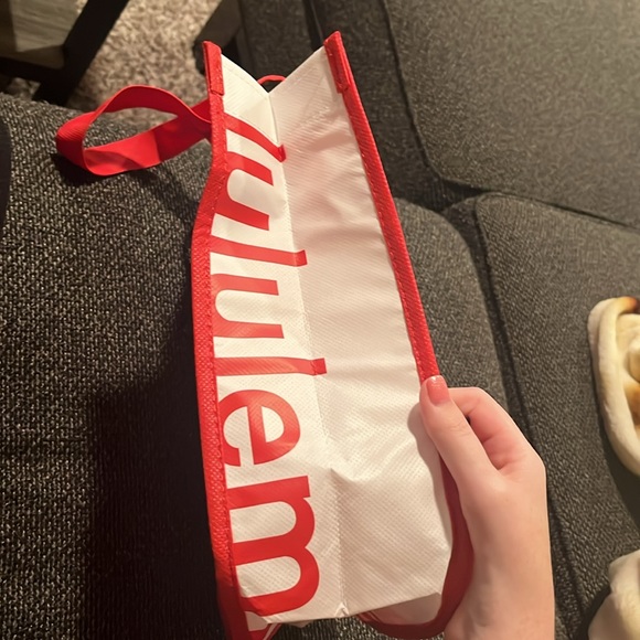 Lululemon tote bag - Picture 3 of 3